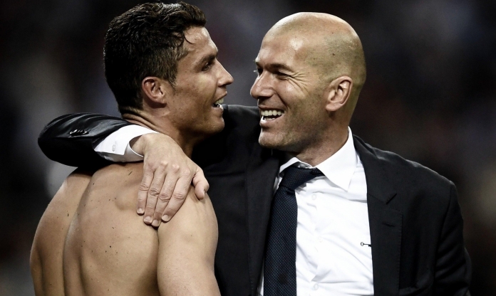 HLV Zidane bất ngờ tuyên bố 1 điều về Ronaldo giữa 'tâm bão drama'