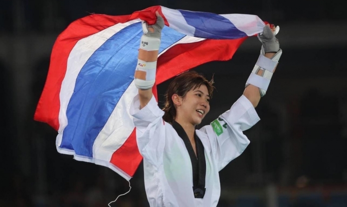 Đẳng cấp HCV Olympic, tung cước nhanh như chớp khiến máy tính không kịp tính điểm