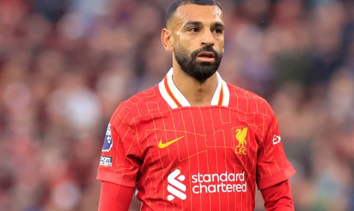 Fan Liverpool lo âu vì tương lai của Salah