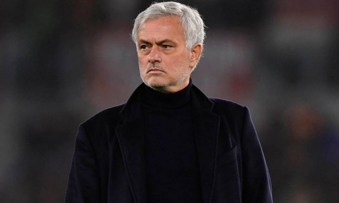 Mourinho chê bai từ học trò tới đối thủ