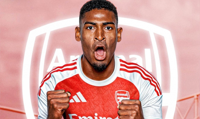 Arsenal đón thêm tin vui tại Singapore