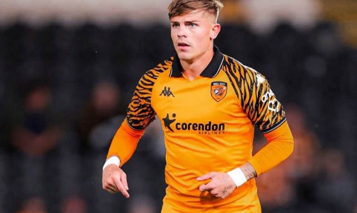 Cựu sao MU có bến đỗ mới sau án phạt 14 tháng tù treo