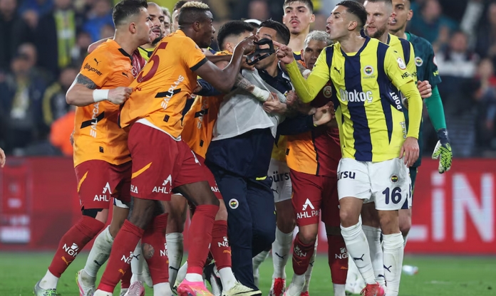Nhận định Fenerbahce vs Galatasaray: Cuộc đua vô địch, 00h00 ngày 2/12/2025