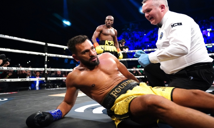 Youtuber KSI ra đòn khuỷu tay hạ knock-out Fournier, rúng động làng boxing