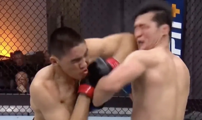 Road to UFC: Võ sĩ Trung Quốc giật chỏ trời giáng, Kim Han Seul quỵ ngã