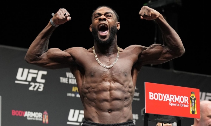 UFC 300: Nhà cựu vô địch Aljamain Sterling lên thi đấu với Alexander Volkanovski