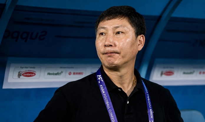 Lịch thi đấu AFF Cup đảo chiều khiến HLV Kim Sang-sik đau đầu