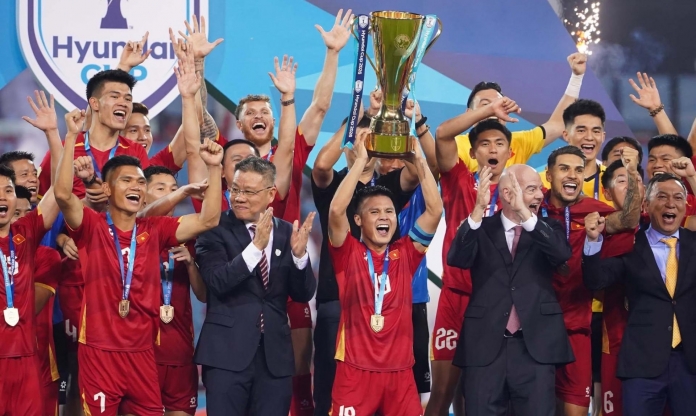 Báo Indonesia trao cho ĐT Việt Nam danh xưng 'vua' sau chức vô địch AFF Cup