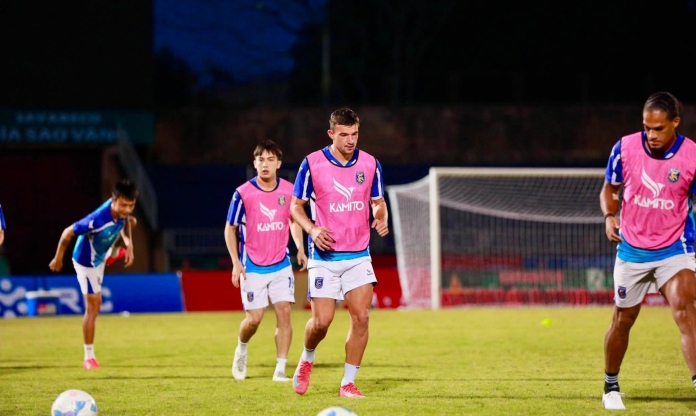 SLNA nhọc nhằn hạ tân binh Bắc Ninh trong ngày khai màn V.League