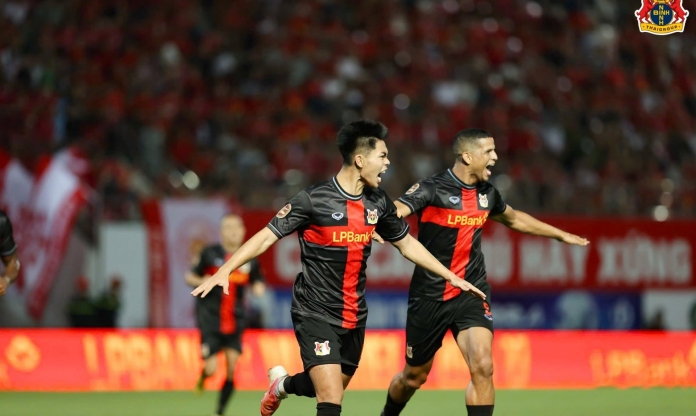 Đội hình tiêu biểu vòng 1 V-League lộ diện, một cái tên đạt điểm 10