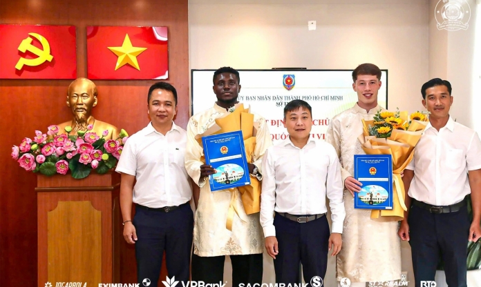 CHÍNH THỨC: 2 tiền đạo Việt kiều nhận quyết định cực vui về quốc tịch Việt Nam