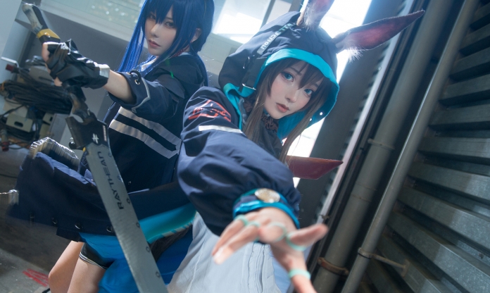Ngắm màn cosplay nhân vật Amiya và Ch'en trong Arknights