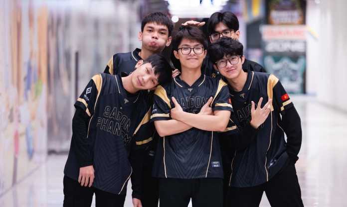 Saigon Phantom AOV: Tiểu sử, thành tích, đội hình