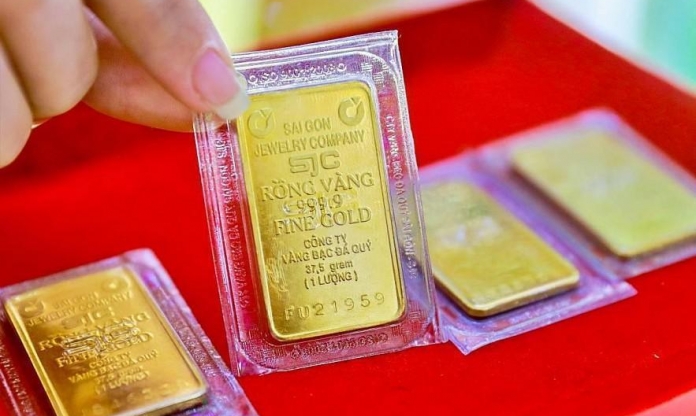 Giá vàng hôm nay trưa 20/5: Áp lực bán gia tăng