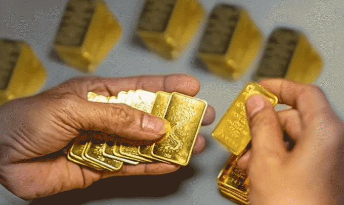Giá vàng hôm nay trưa 9/6: SJC đồng loạt tăng
