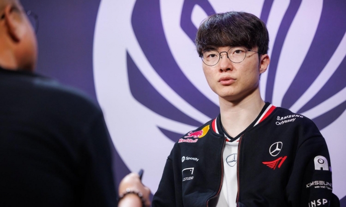 Faker tiết lộ hậu trường T1, bất ngờ khen học trò cũ Poby