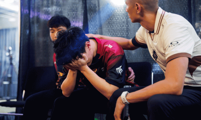 Levi gửi tâm thư đẫm lệ sau trận thua TSW