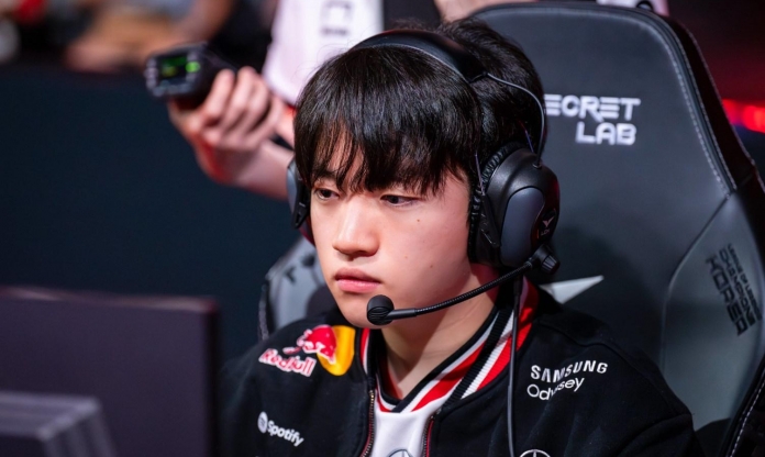 T1 thảm bại 0-3 trước HLE, phải tử chiến ở nhánh thua LCK