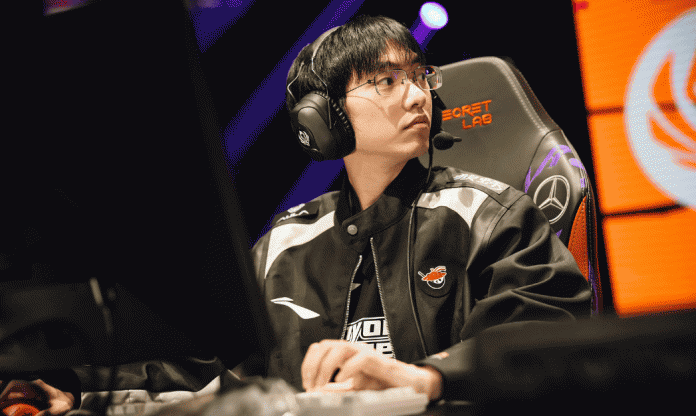 AL Flandre: 'Tôi chơi tệ, may mà có đồng đội gánh'