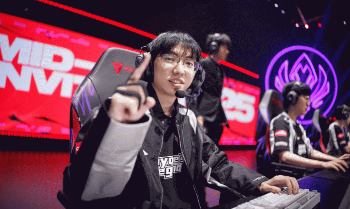 AL quét sạch JDG, tiến vào chung kết nhánh thua LPL 2025