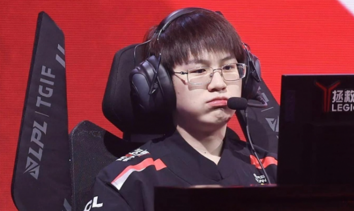 CKTG 2025: Meiko chỉ thẳng vấn đề của IG ngay trước thềm đại chiến T1