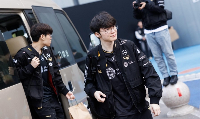 T1 giành lấy tấm vé cuối cùng