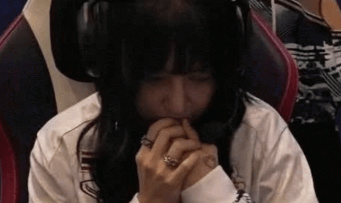 Loạt hình ảnh lột tẩy chiêu trò gian lận của VĐV Thái Lan