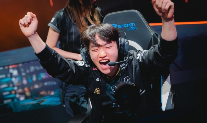 CĐV quốc tế khen ngợi trận giao hữu của T1 tại Việt Nam