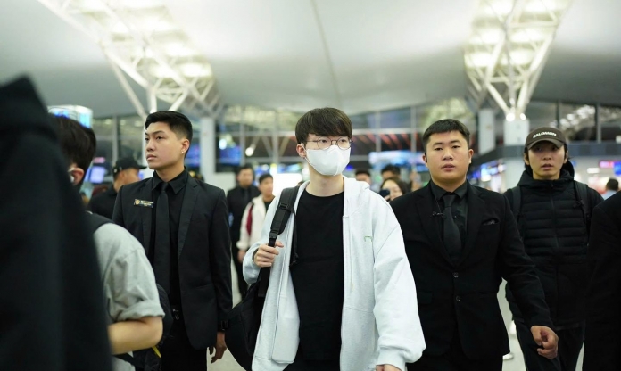 T1 chính thức trở về Hàn Quốc