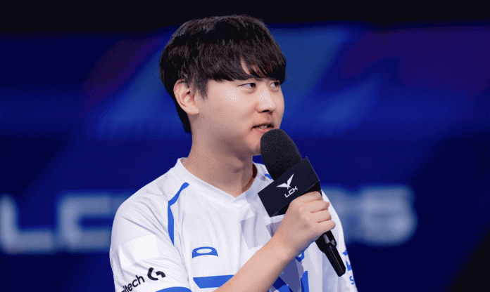 Pyosik: 'Chạm đáy rồi, tôi chỉ muốn quay lại CKTG'