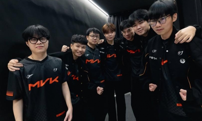 CĐV đồng loạt phản ứng sau thất bại của SofM