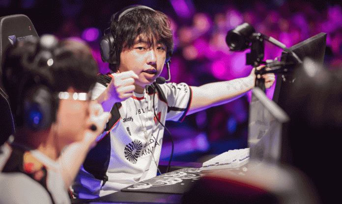 T1 lại gieo sầu cho một đội Trung Quốc