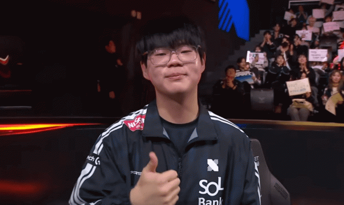 DRX chạm trán GEN và HLE tại LCK Vietnam Roadshow