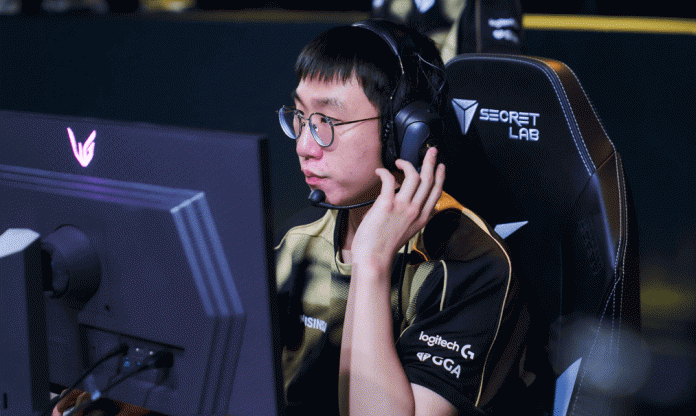 Giá vé xem LCK tại Việt Nam gây tranh cãi