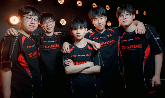 JDG hủy diệt LOUD, tranh vé vớt cùng LYON