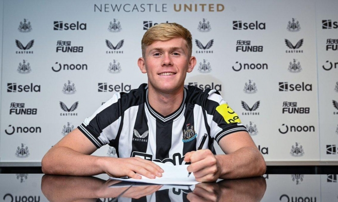6 tin chuyển nhượng MU mới nhất 9/9: Hall gia hạn Newcastle, xuất hiện phương án thay thế