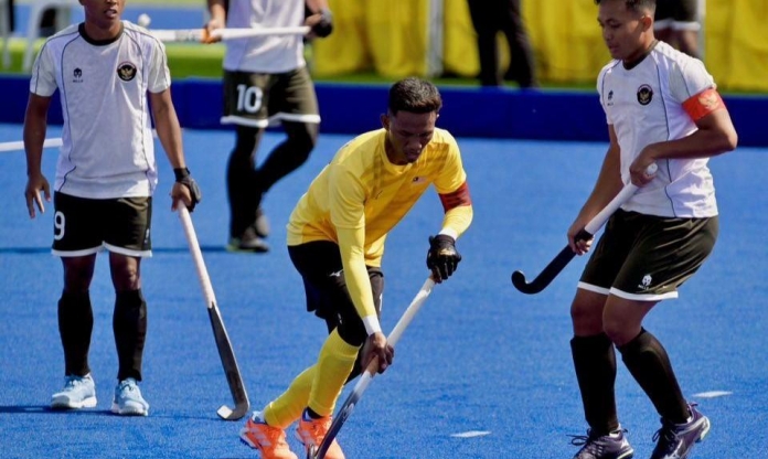 Chú làm HLV, cháu ra sân: Gia đình Malaysia gây sốt tại SEA Games 33