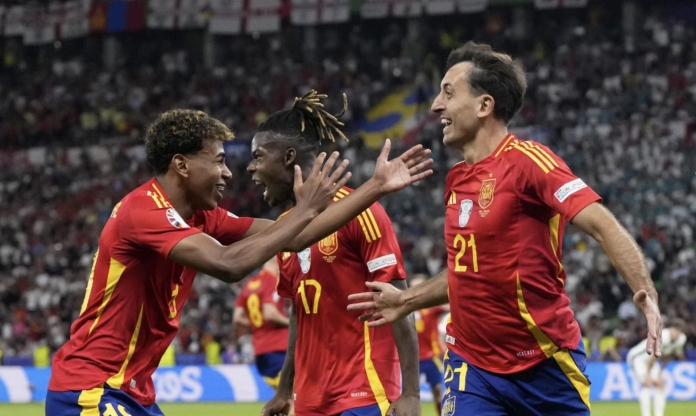 MU theo đuổi người hùng EURO, bom tấn 65 triệu Bảng