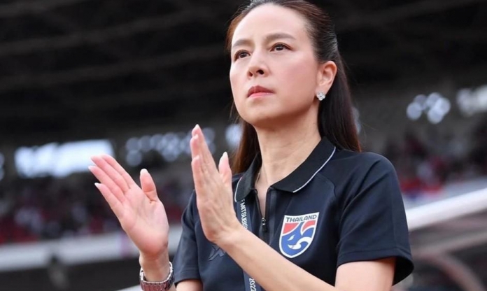Madam Pang gồng gánh món nợ 300 tỷ cho bóng đá Thái Lan