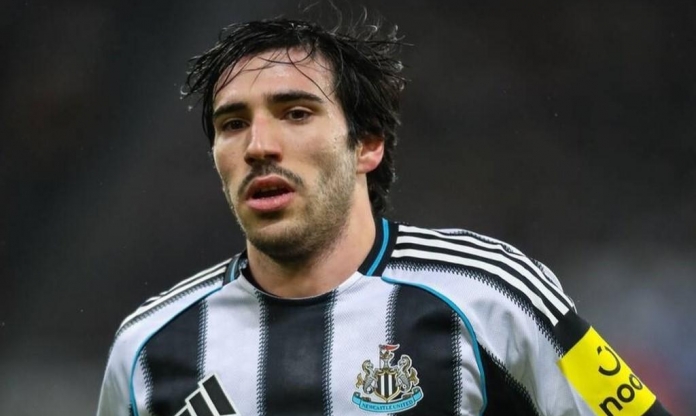 Real ra tay thương vụ 75 triệu Euro ngay trước mặt MU và Arsenal