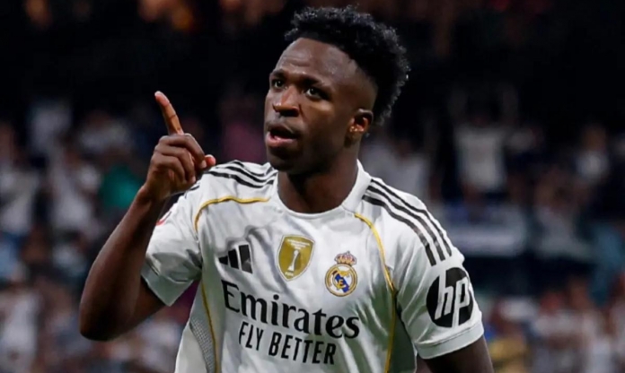 Vinicius bất ngờ gọi điện an ủi 1 ngôi sao Barca