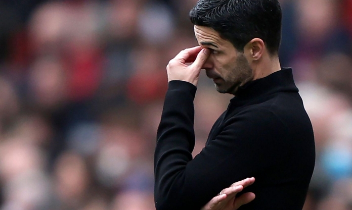 Arsenal gặp tin xấu, cuộc đua vô địch thêm sóng gió