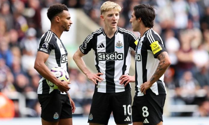 'Dồn tiền đi chợ', MU lấy cả 2 sao giá 200 triệu Euro