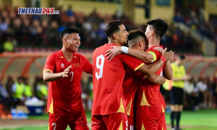 Người hùng ĐT Việt Nam gặp sự cố khiến HLV Kim Sang Sik lo sốt vó