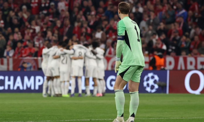Neuer chính thức lên tiếng về màn 'biếu quà' cho Real Madrid