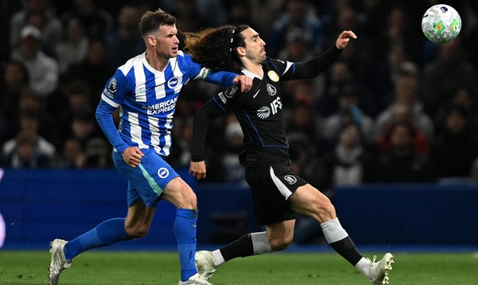 Chelsea sụp đổ, Brighton vùi dập giấc mơ Champions League