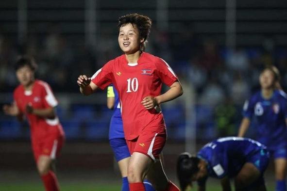 Thắng hủy diệt 10-0, tuyển Triều Tiên có thể đấu Việt Nam ở tứ kết