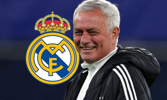 'Tặng quà' Mourinho, Real Madrid nhắm bộ đôi xuất chúng của Man City