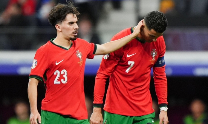 Vitinha tiết lộ điều gây choáng về Ronaldo trước World Cup cuối cùng