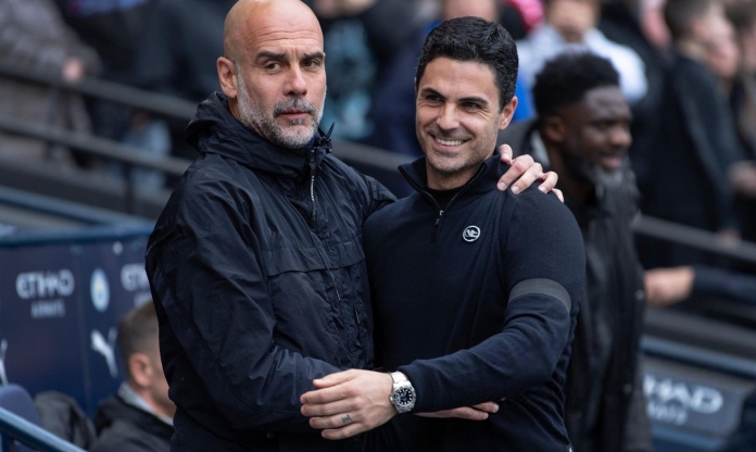 Arteta hé lộ điều Pep làm ngay sau khi Man City dâng cúp cho Arsenal